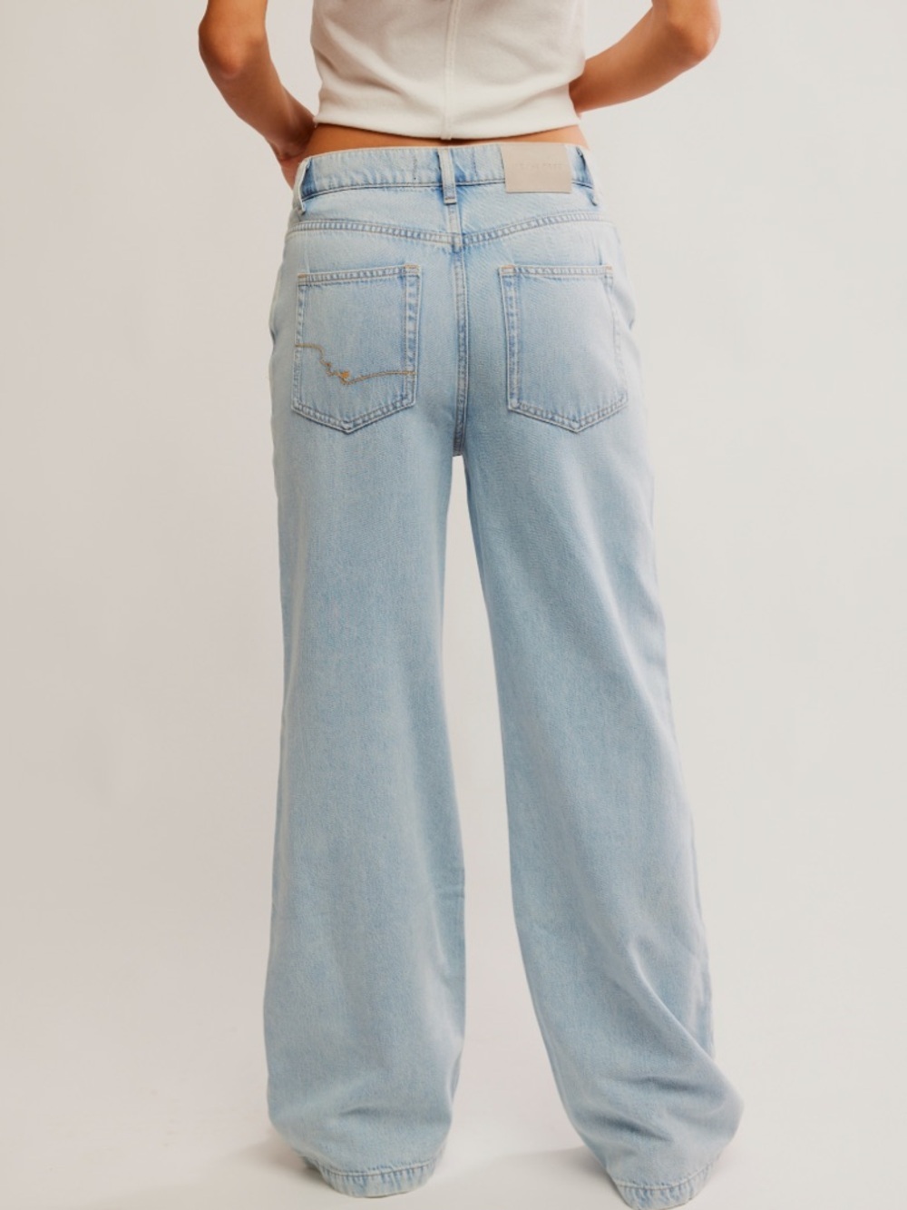 Free People We The Free Stride Straight N Wide Jeans 32 Low Slung Baggy Denim - Picture 3 of 9
